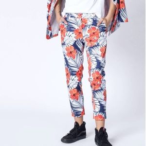 Wildfang The Empower Tropical Crop Pant
